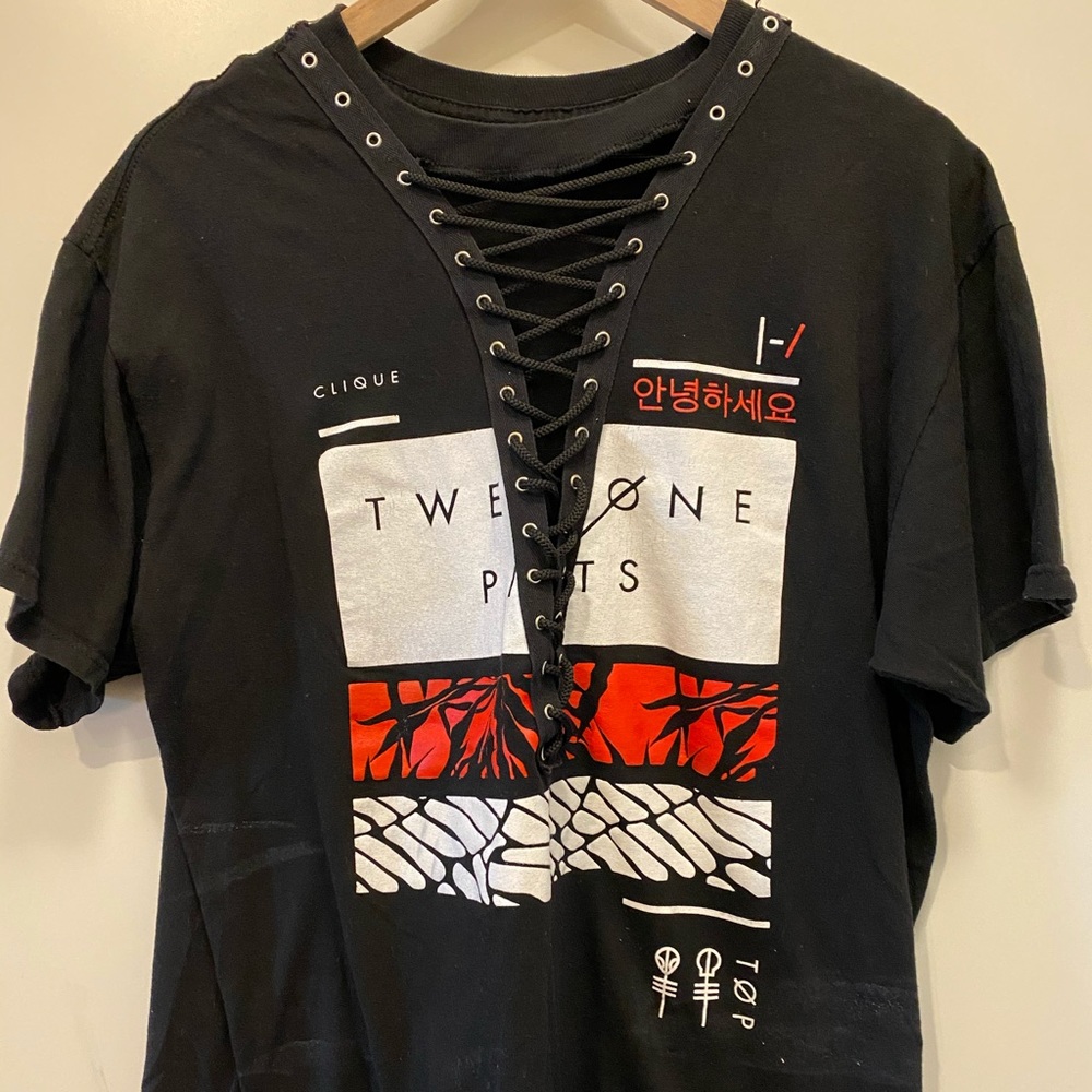 Twenty One Pilots Vintage top